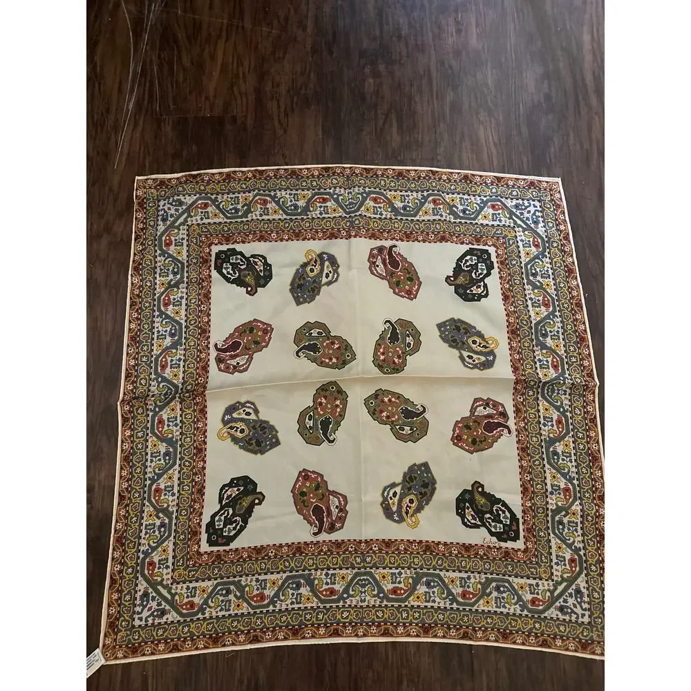 Vintage Echo Scarf Women's One Size Chinon Silk Geometric Print Square Scarf